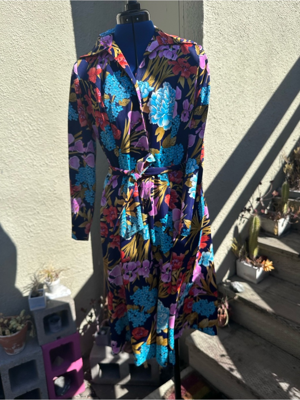 1970’s Vintage Floral Navy Button-Front Dress